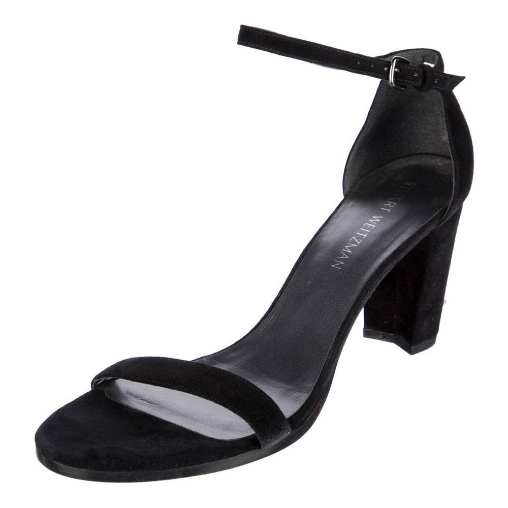 Stuart Weitzman NEARLYNUDE black suede sanNEARLYNUDE sandal offers a block-hdals